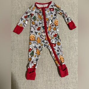 LITTLE SLEEPIES Holiday Print Kids Footie size 0-3 month